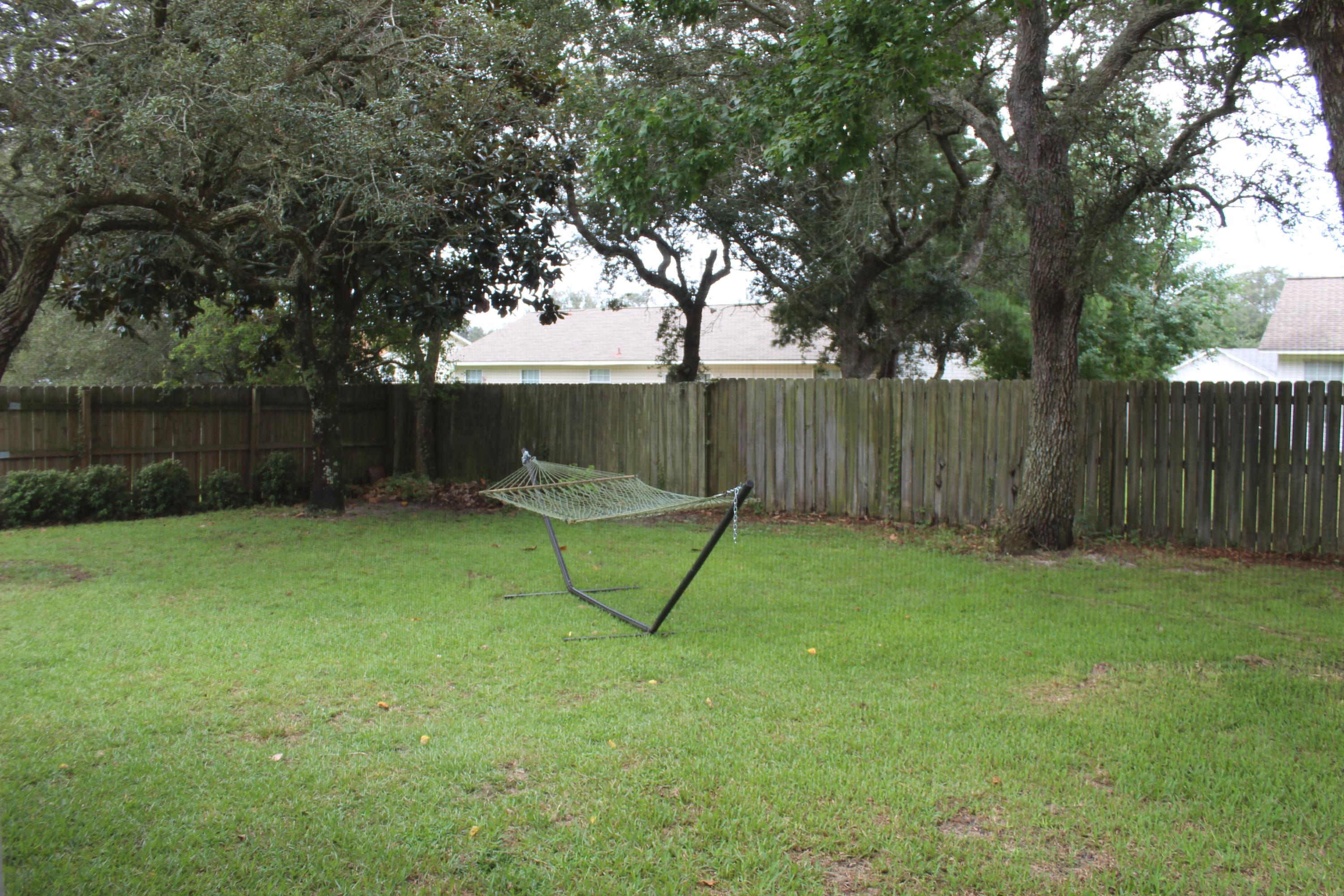 COUNTRY BREEZE ESTATES - Residential