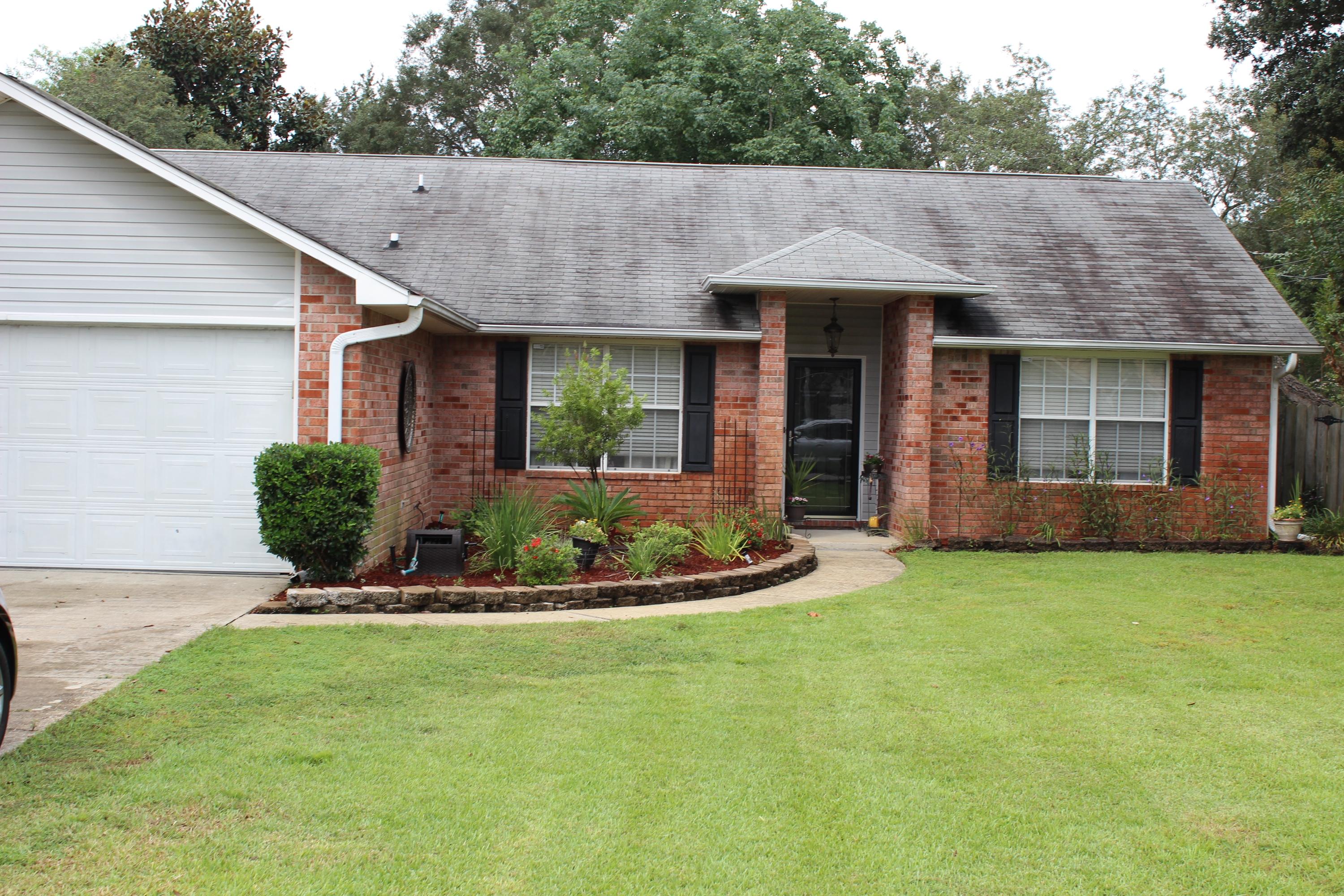 COUNTRY BREEZE ESTATES - Residential