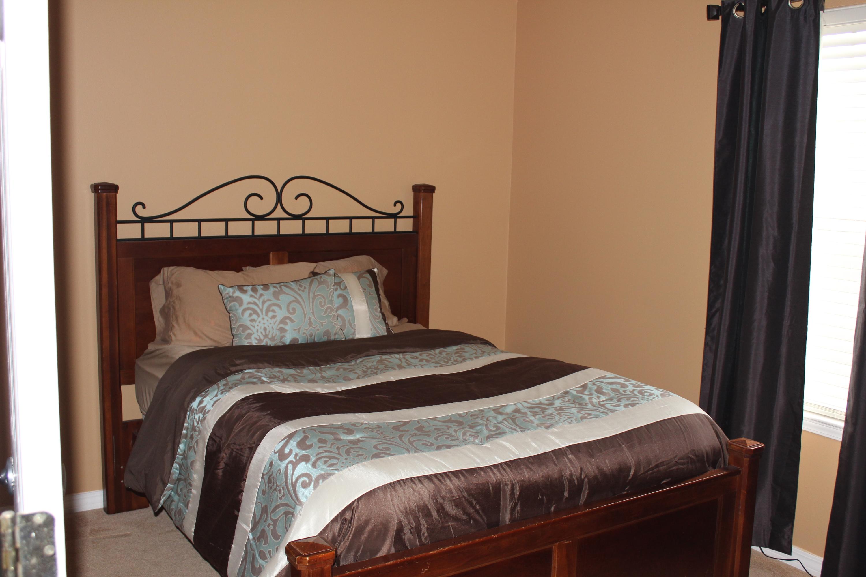 COUNTRY BREEZE ESTATES - Residential