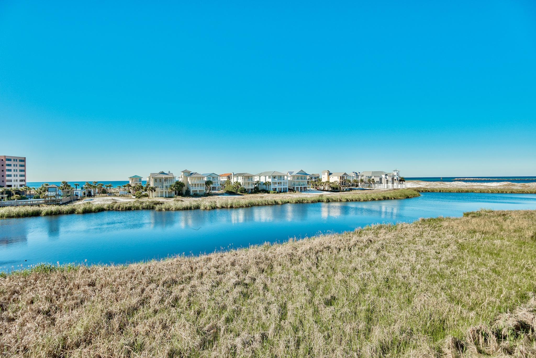 Destin Pointe - Residential