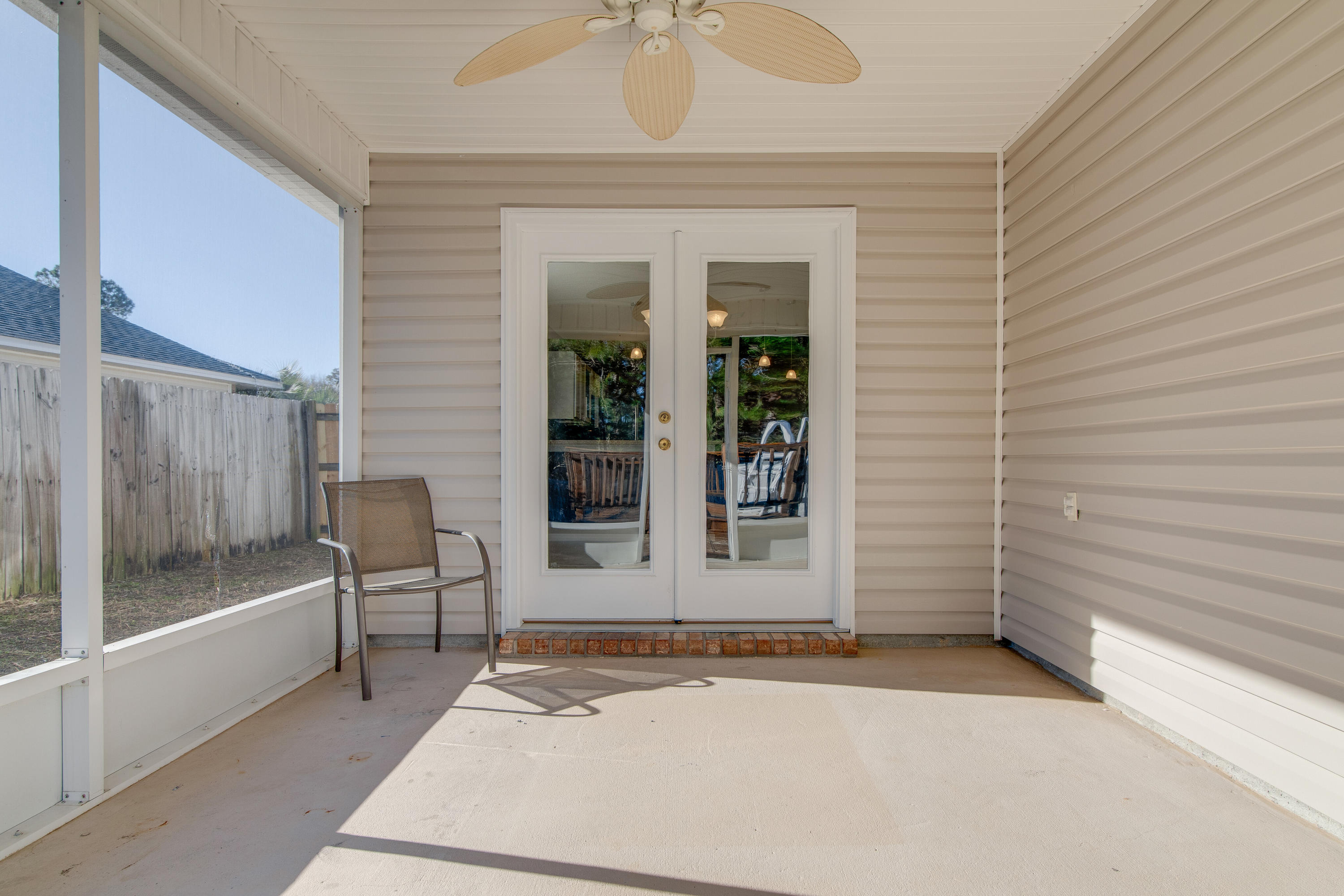 HIDDEN SHORES - Residential