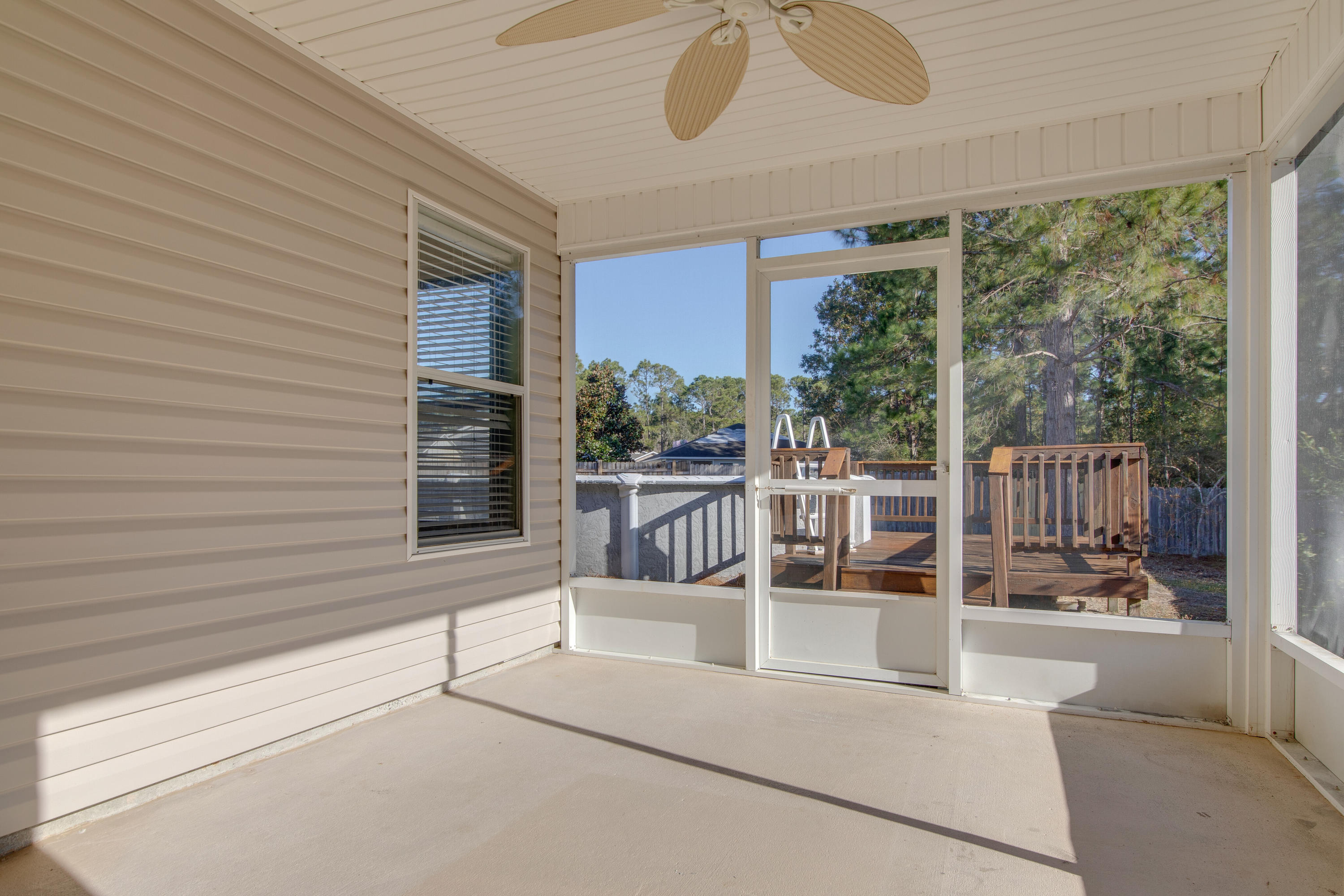 HIDDEN SHORES - Residential