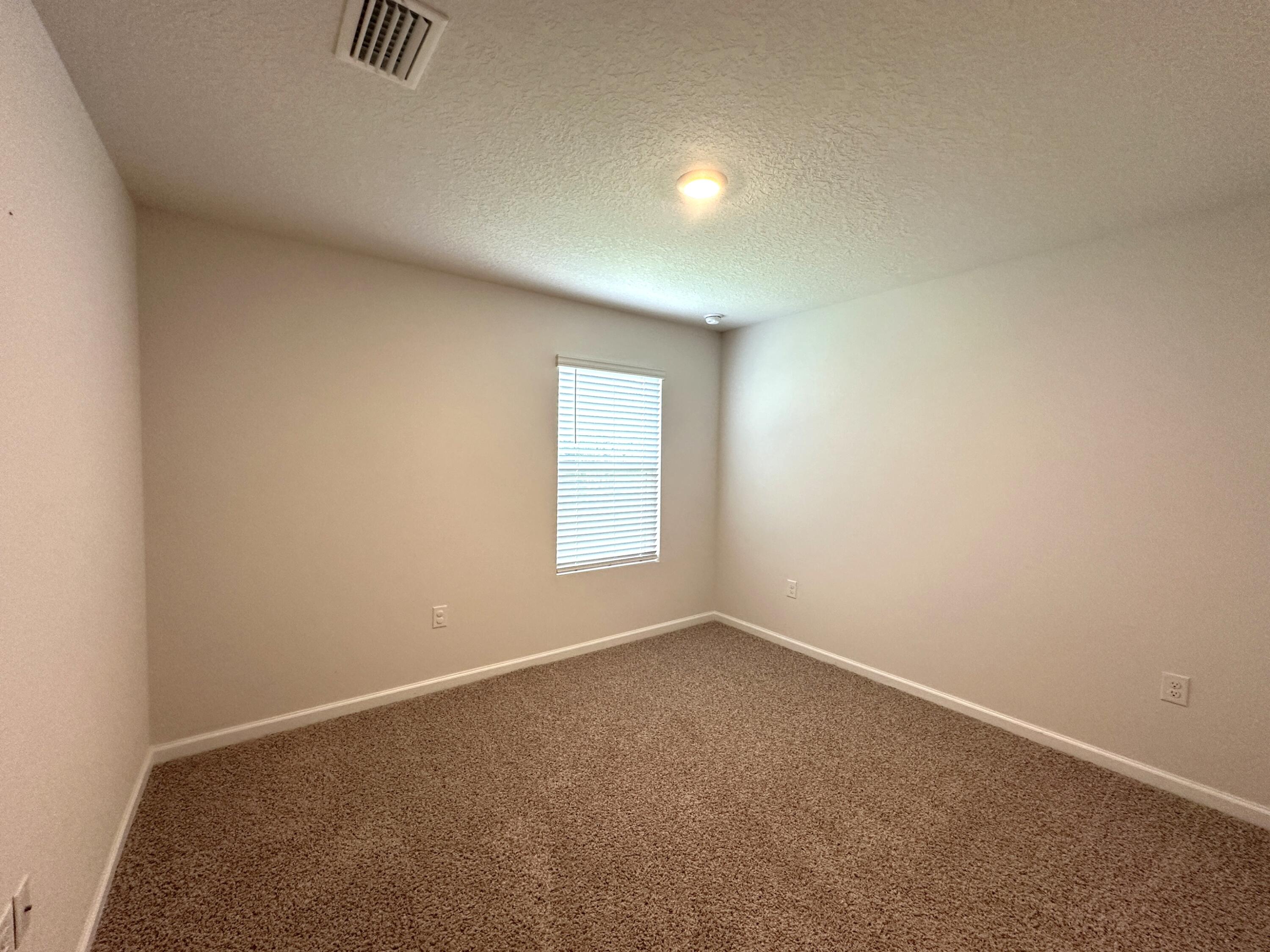 LAKERIDGE EST - Residential Lease