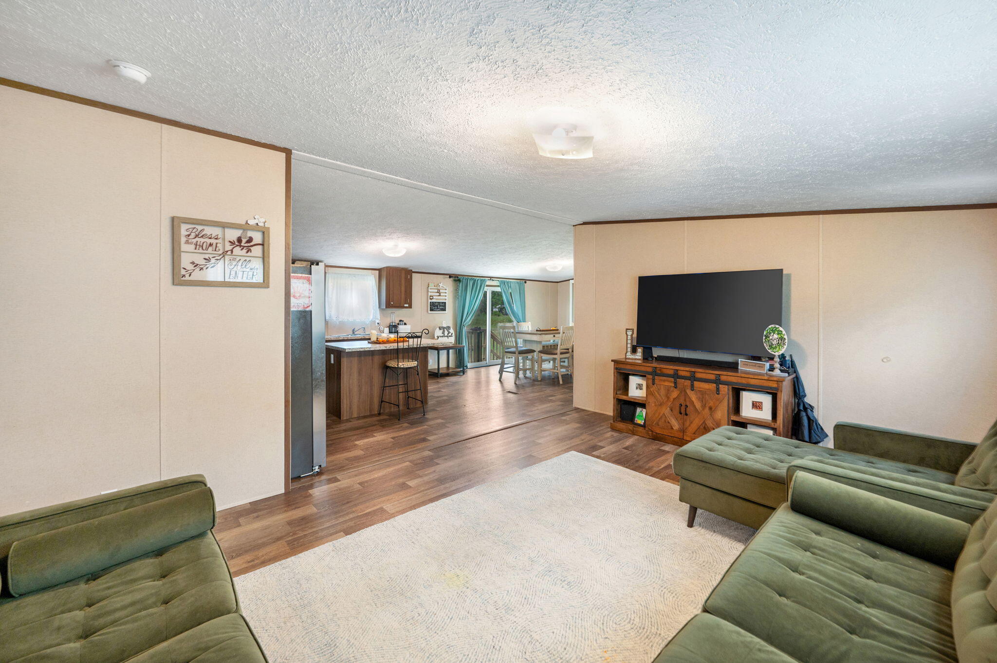 OAKWOOD HILLS UNIT 3 - Residential
