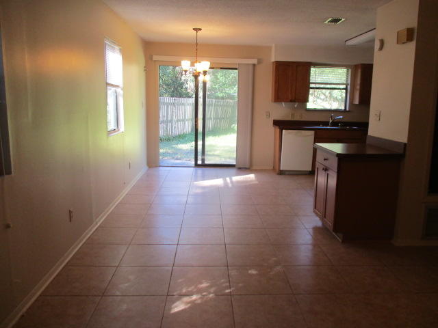 PORT DIXIE - Residential Lease