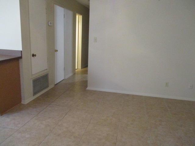 PORT DIXIE - Residential Lease