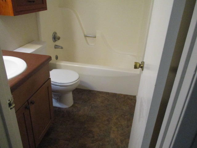 PORT DIXIE - Residential Lease