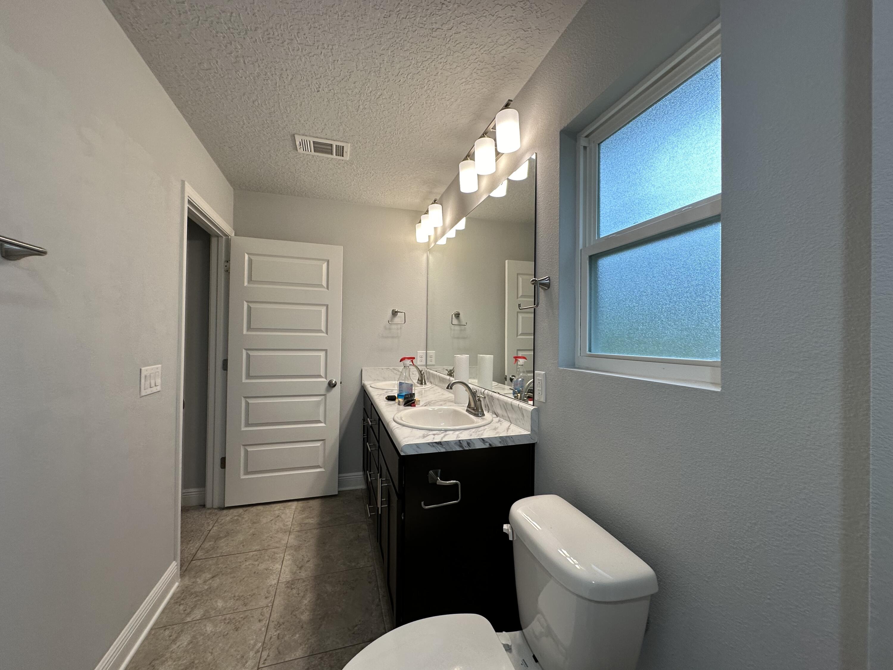 EAST BAY HEIGHTS - Residential