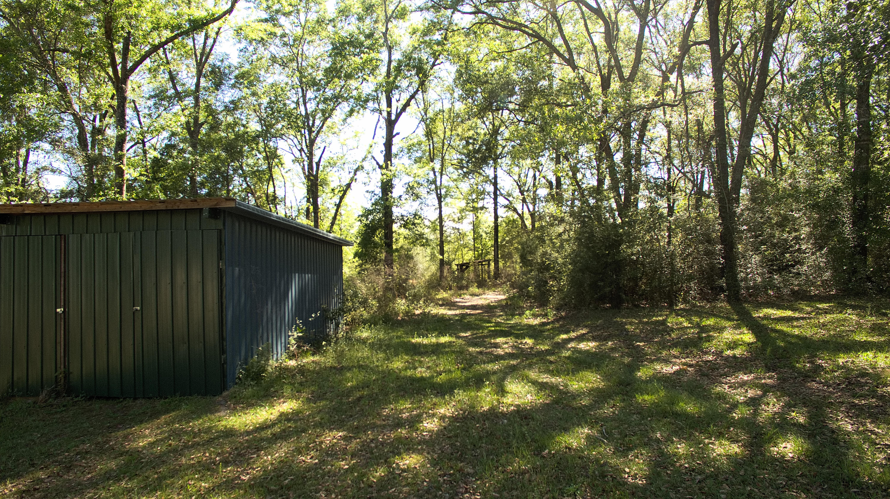 METES & BOUNDS - Land