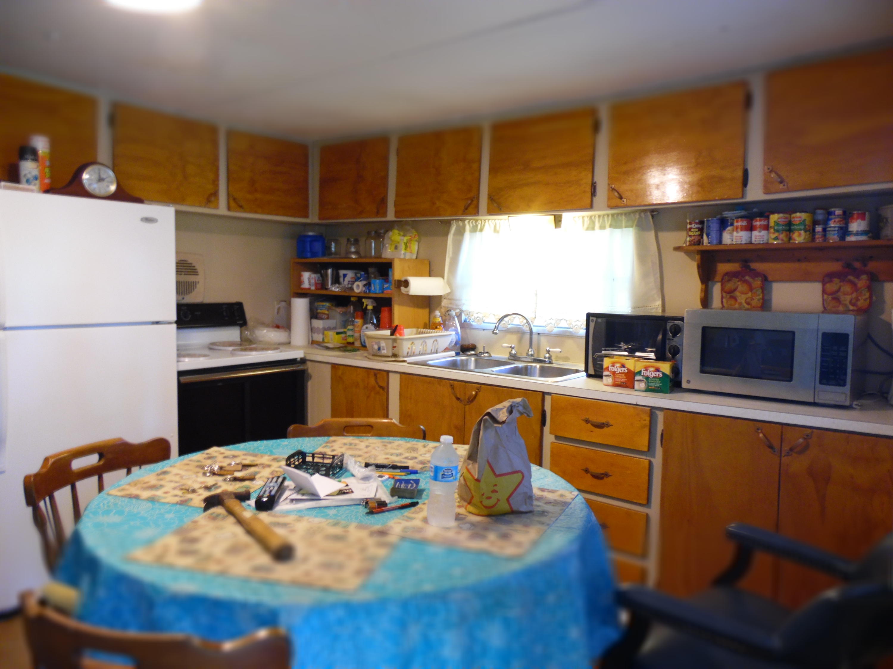 METES & BOUNDS - Land