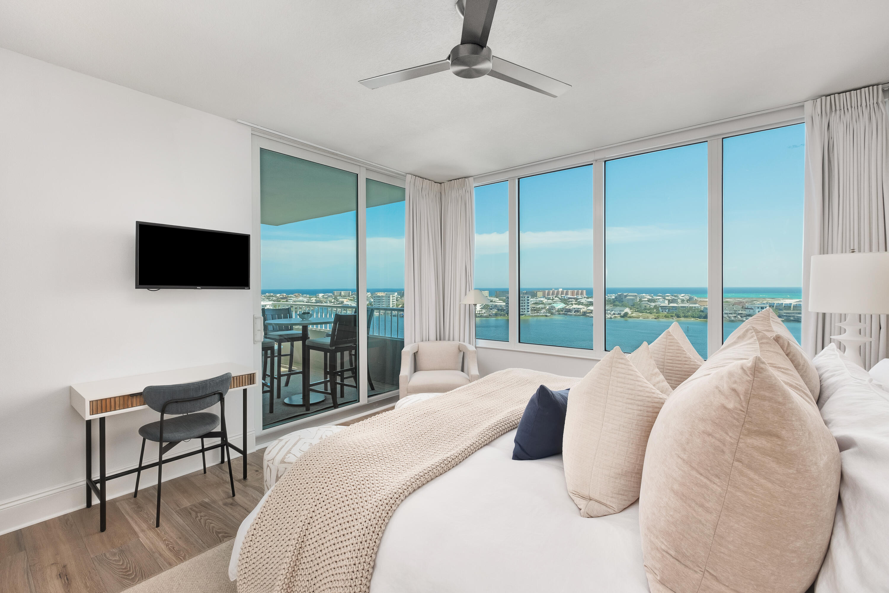 DESTIN YACHT CLUB - Residential