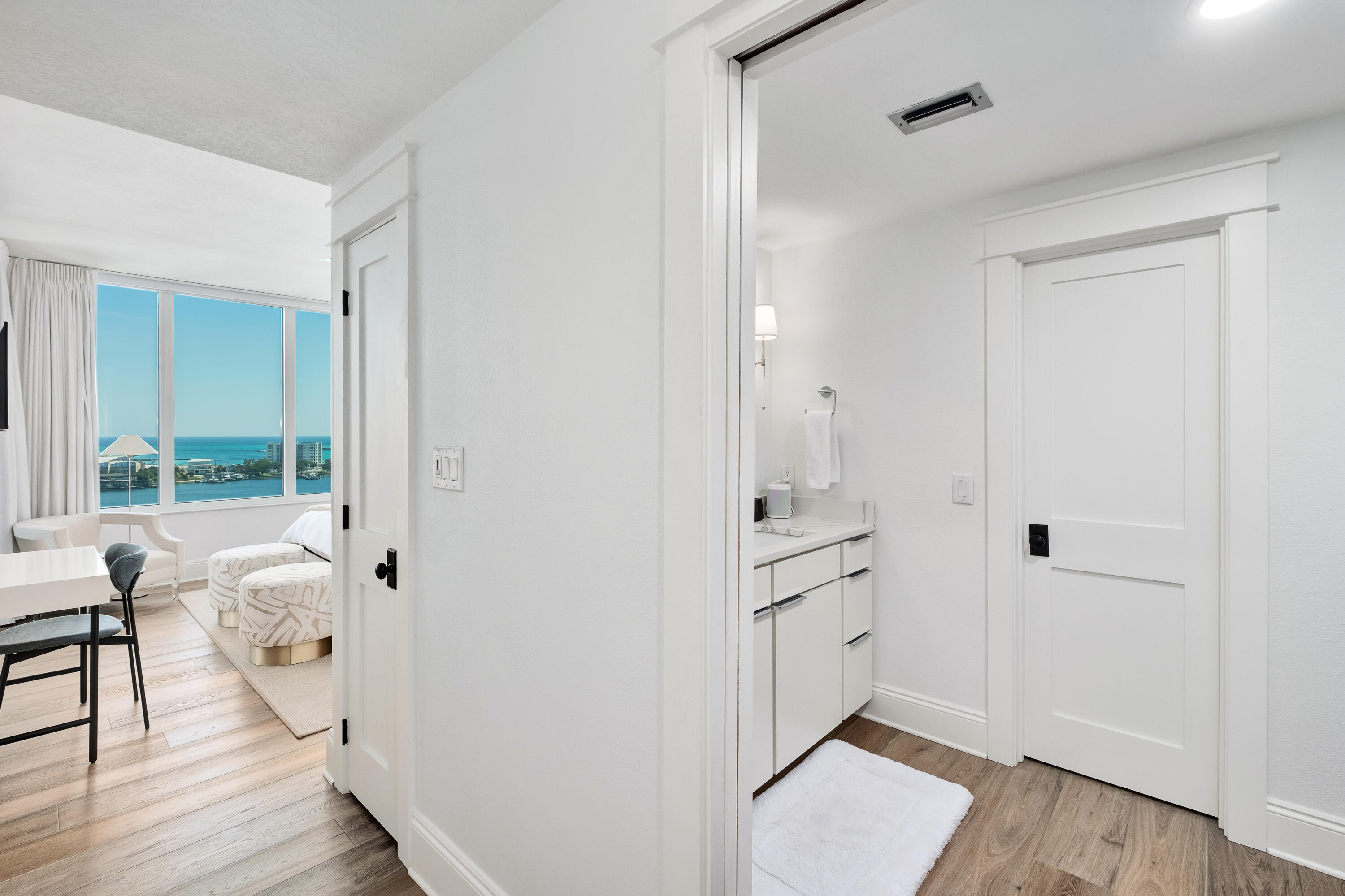 DESTIN YACHT CLUB - Residential