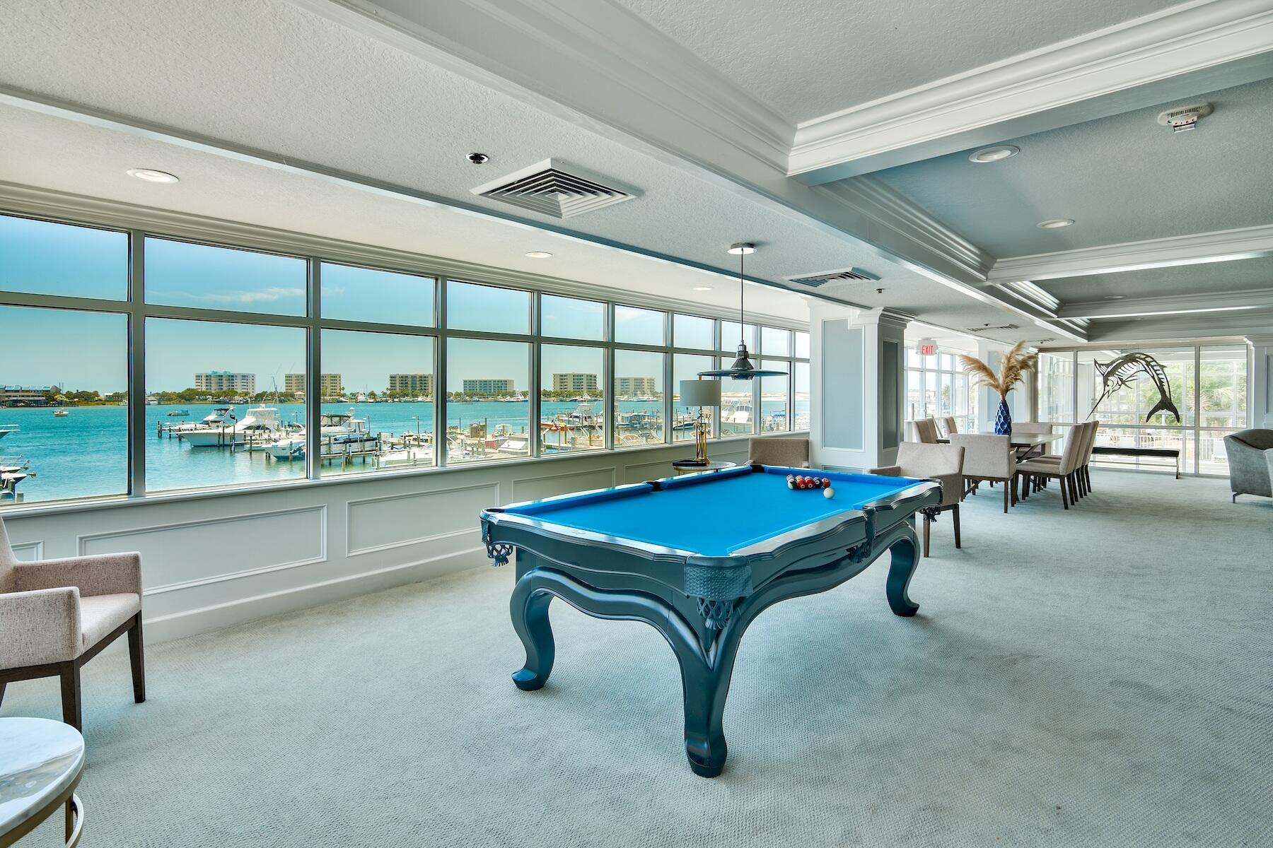 DESTIN YACHT CLUB - Residential
