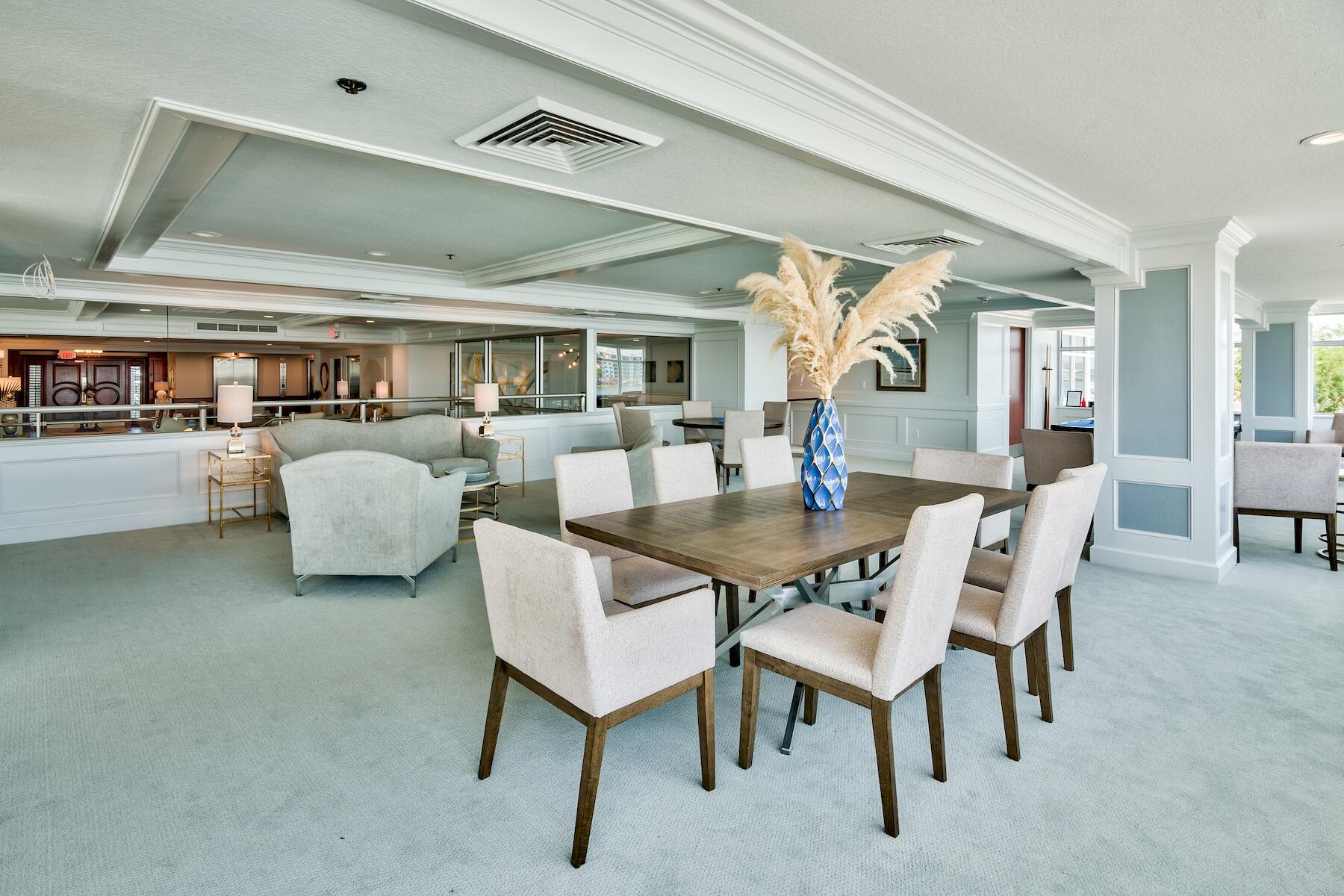 DESTIN YACHT CLUB - Residential