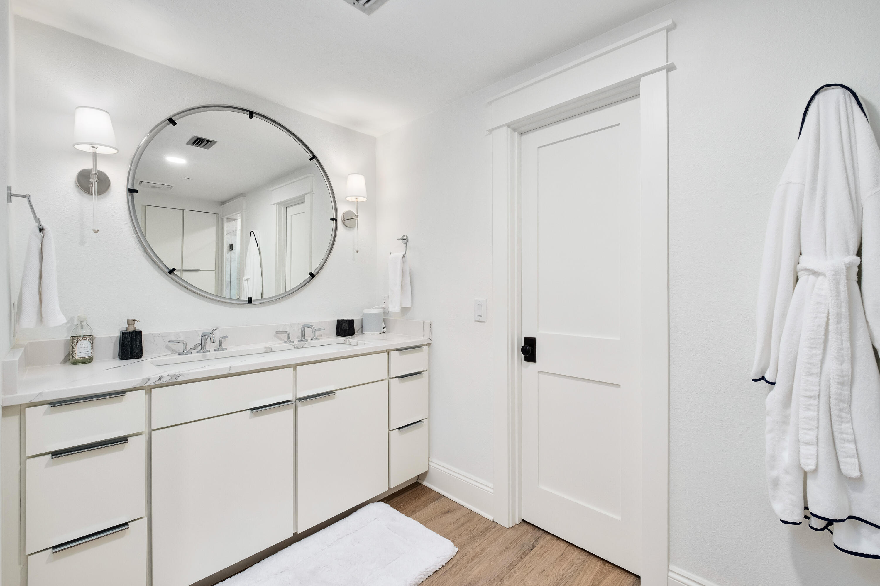 DESTIN YACHT CLUB - Residential