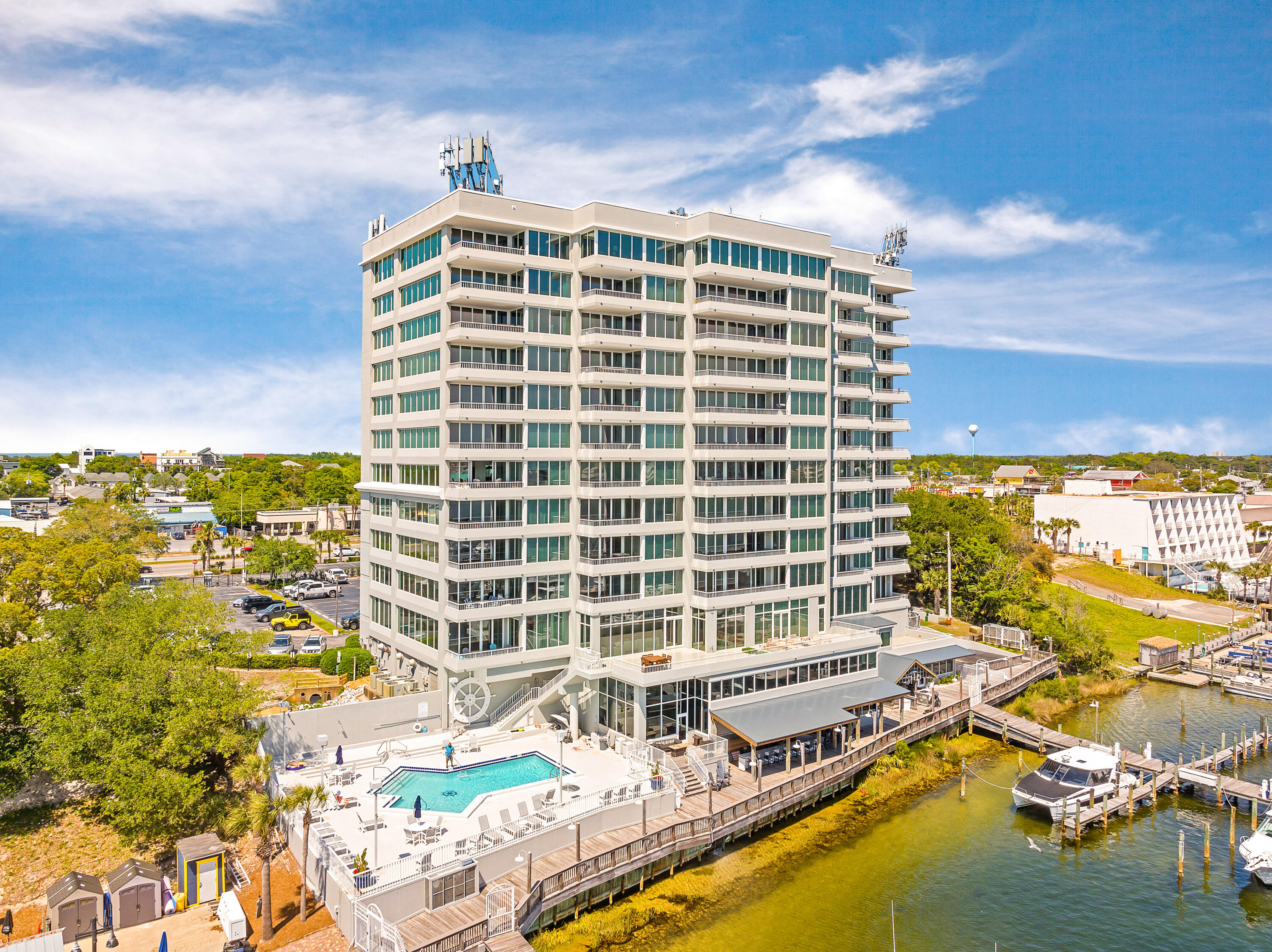 DESTIN YACHT CLUB - Residential