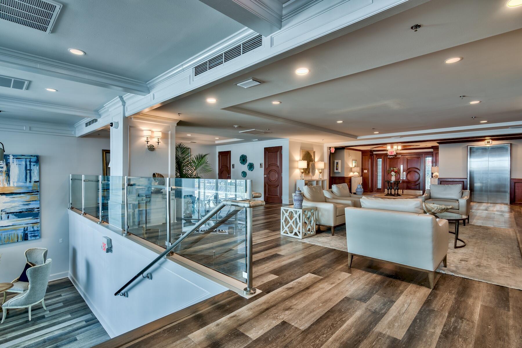 DESTIN YACHT CLUB - Residential