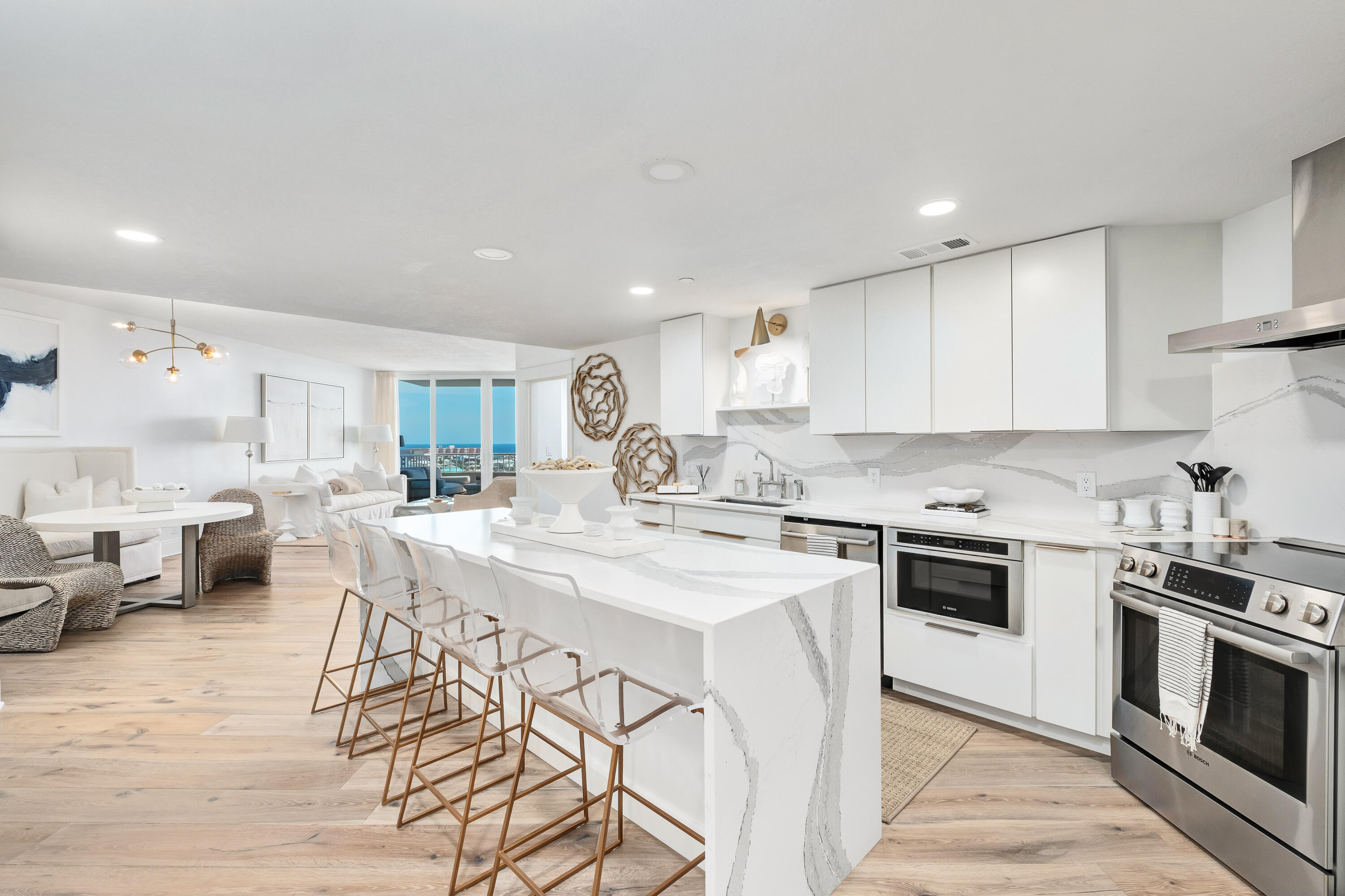 DESTIN YACHT CLUB - Residential