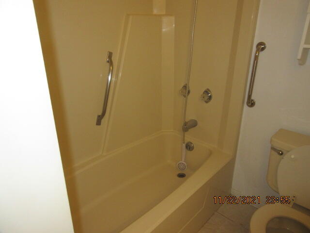 HOLLY HILLS - Residential