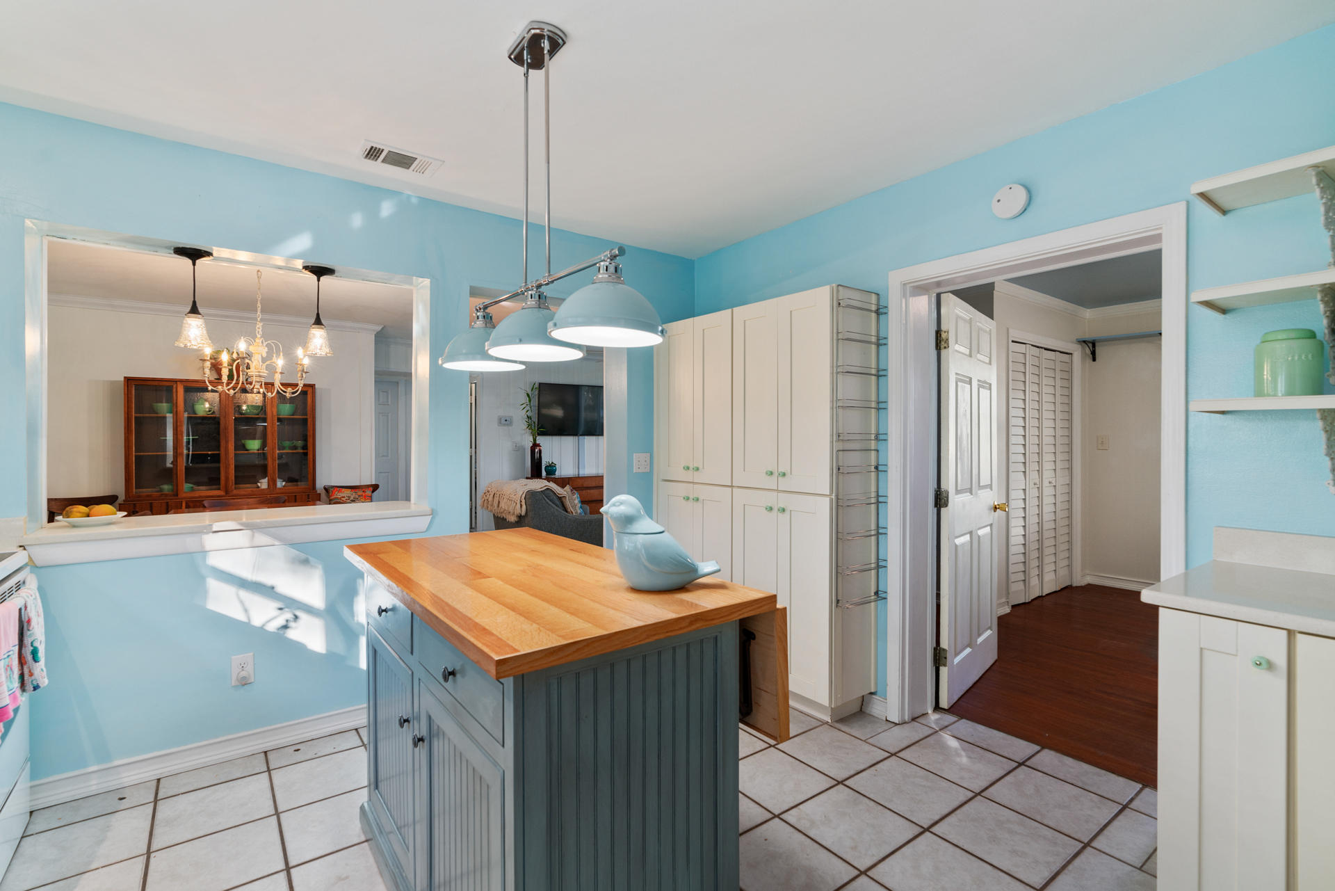FRANGISTA BEACH 1ST ADDN - Residential