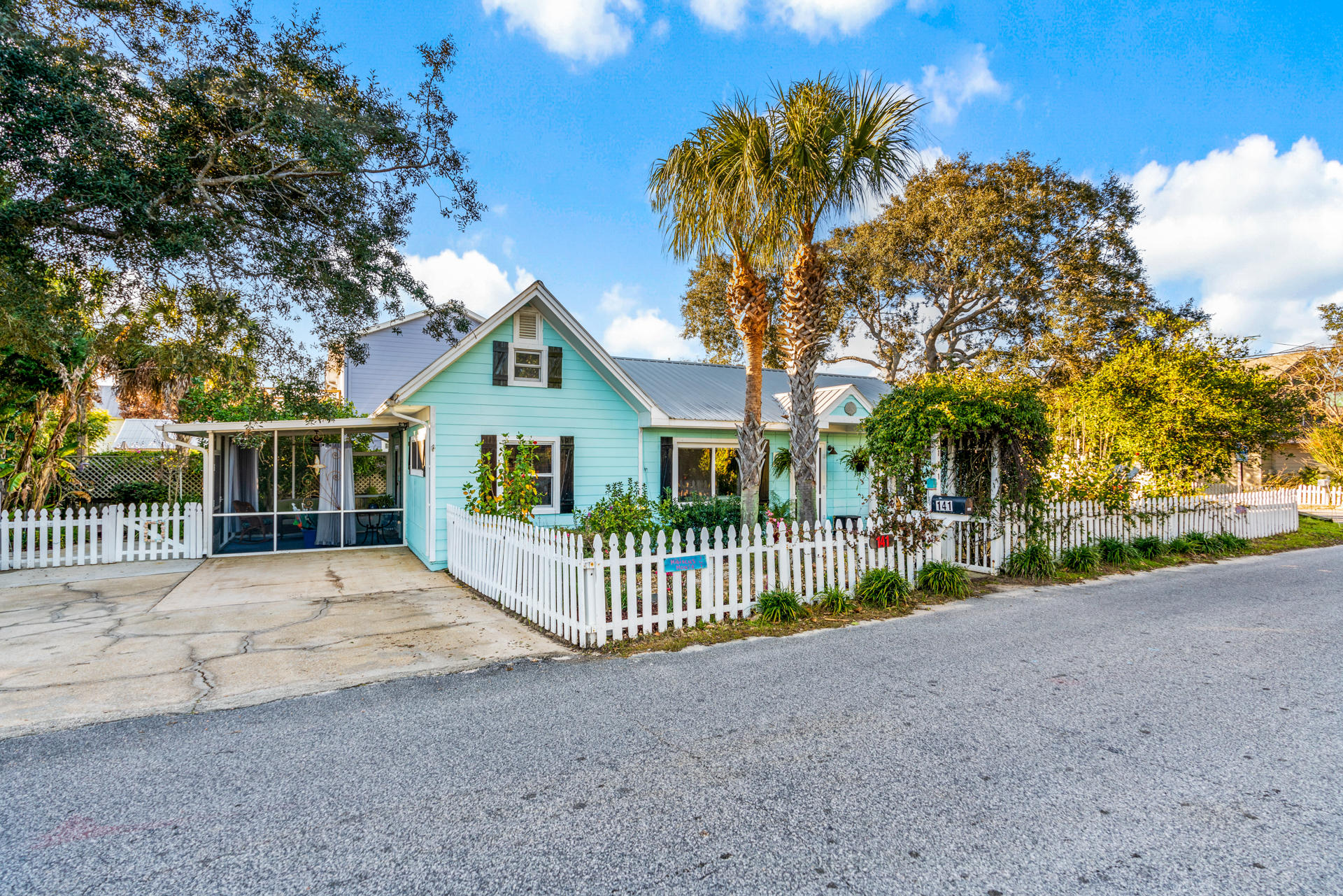 FRANGISTA BEACH 1ST ADDN - Residential