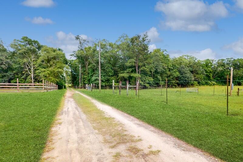 NO RECORDED SUBDIVISION - Residential