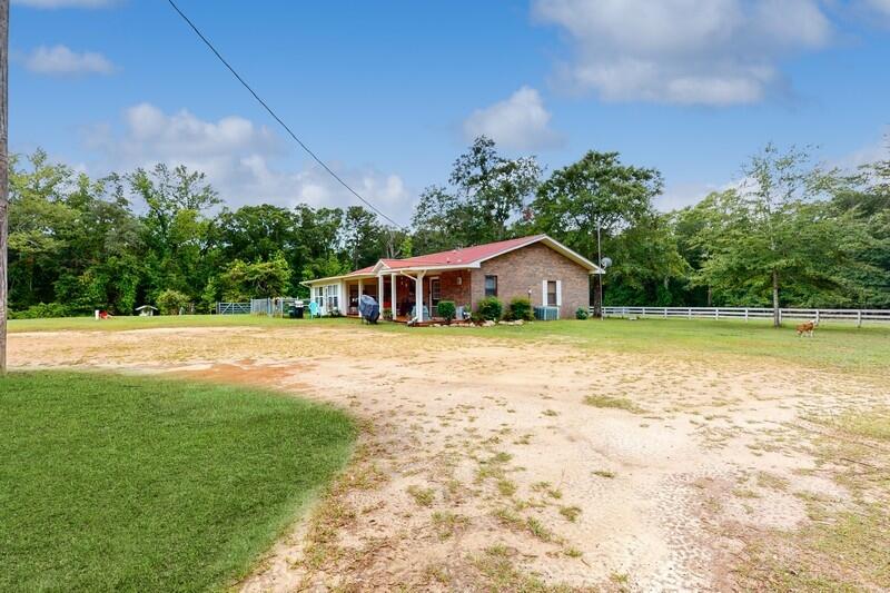 NO RECORDED SUBDIVISION - Residential