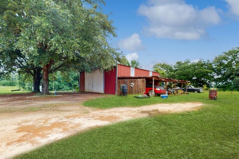 NO RECORDED SUBDIVISION - Residential