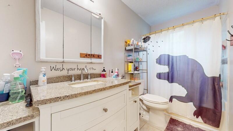 NO RECORDED SUBDIVISION - Residential