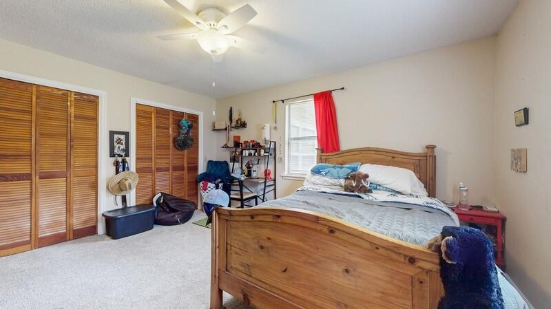 NO RECORDED SUBDIVISION - Residential