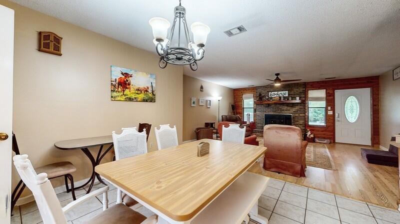 NO RECORDED SUBDIVISION - Residential