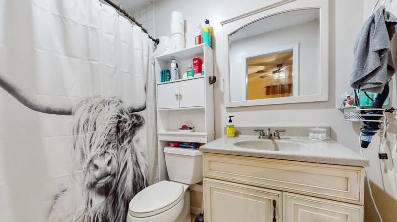 NO RECORDED SUBDIVISION - Residential