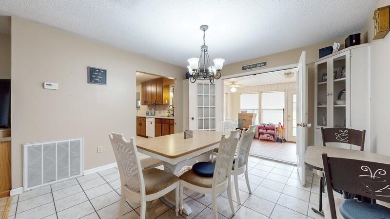 NO RECORDED SUBDIVISION - Residential