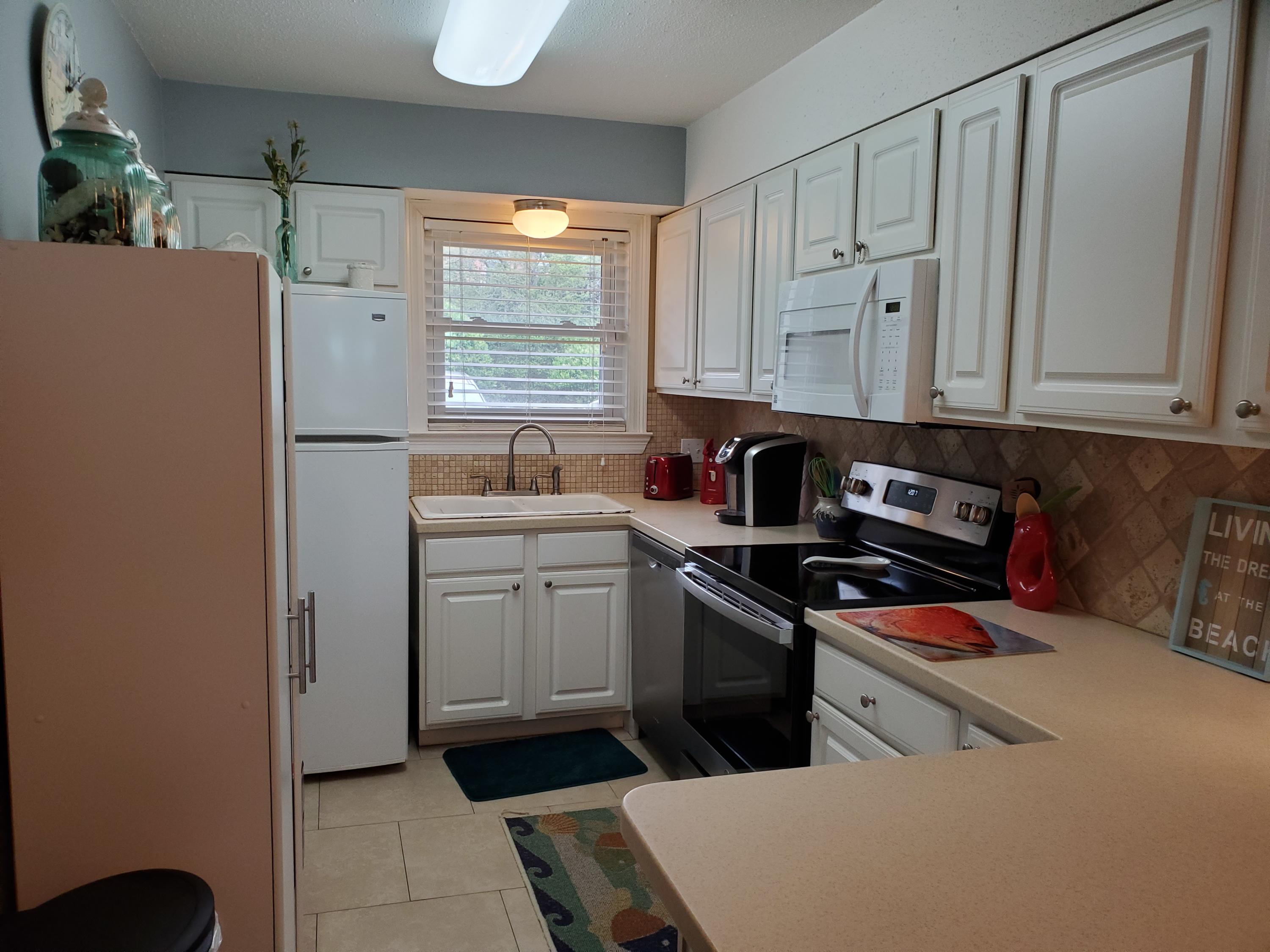 SUMMER HAVEN NORTH T/H - Residential