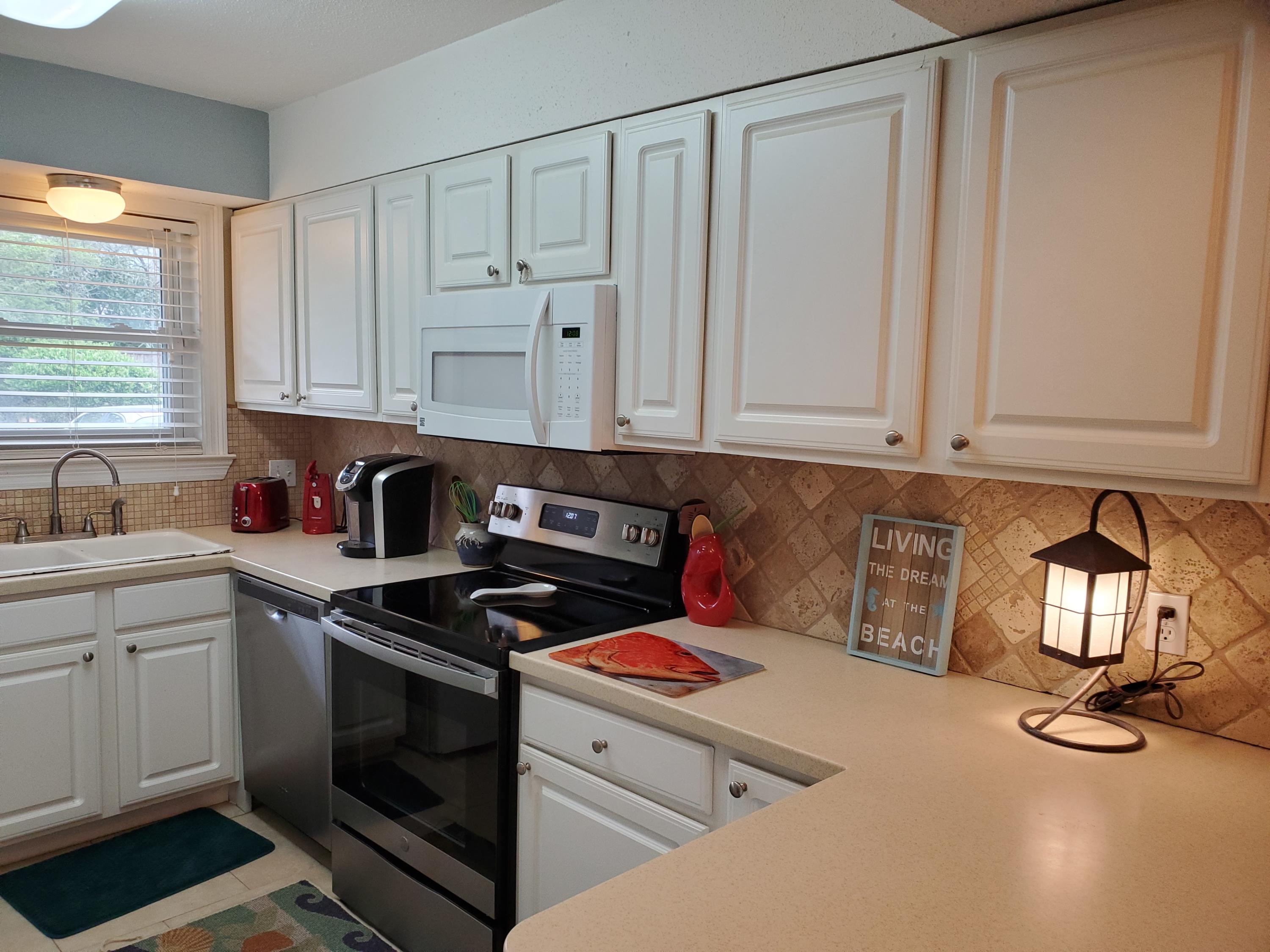 SUMMER HAVEN NORTH T/H - Residential