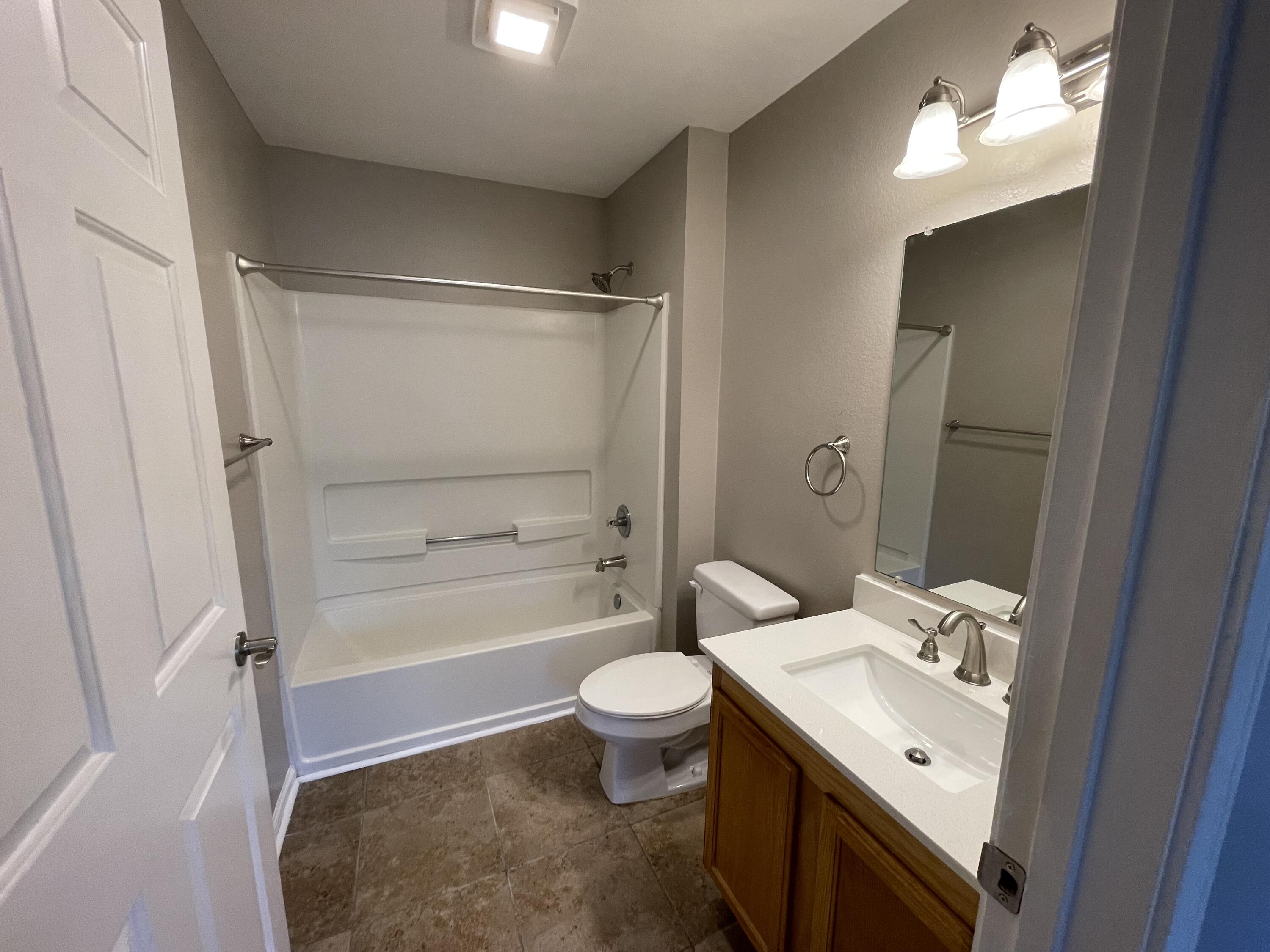 INDIAN LAKE - Residential