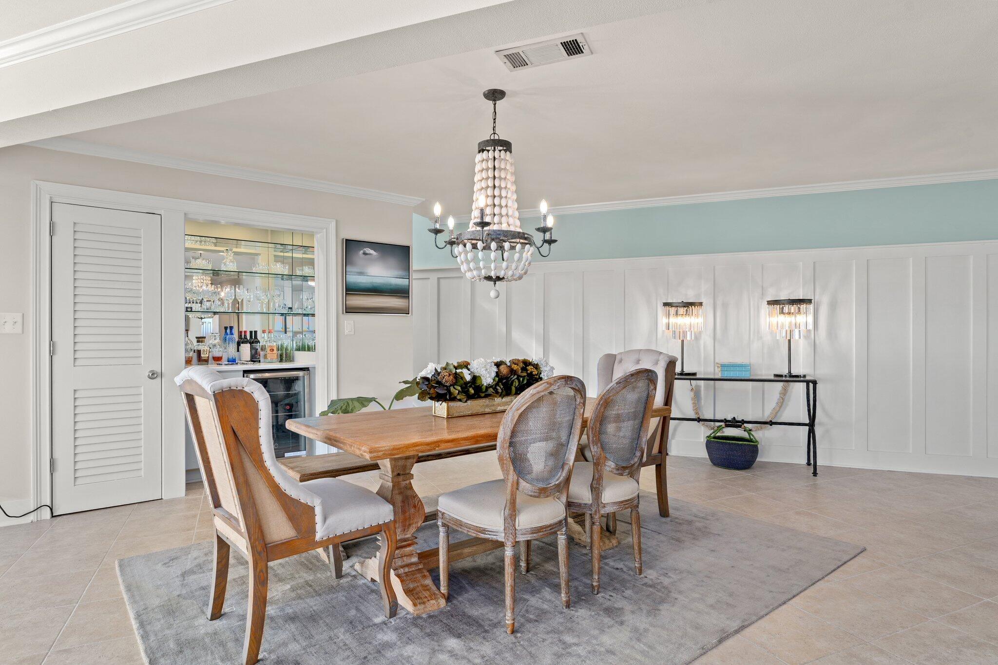SANDSPUR CONDO - Residential