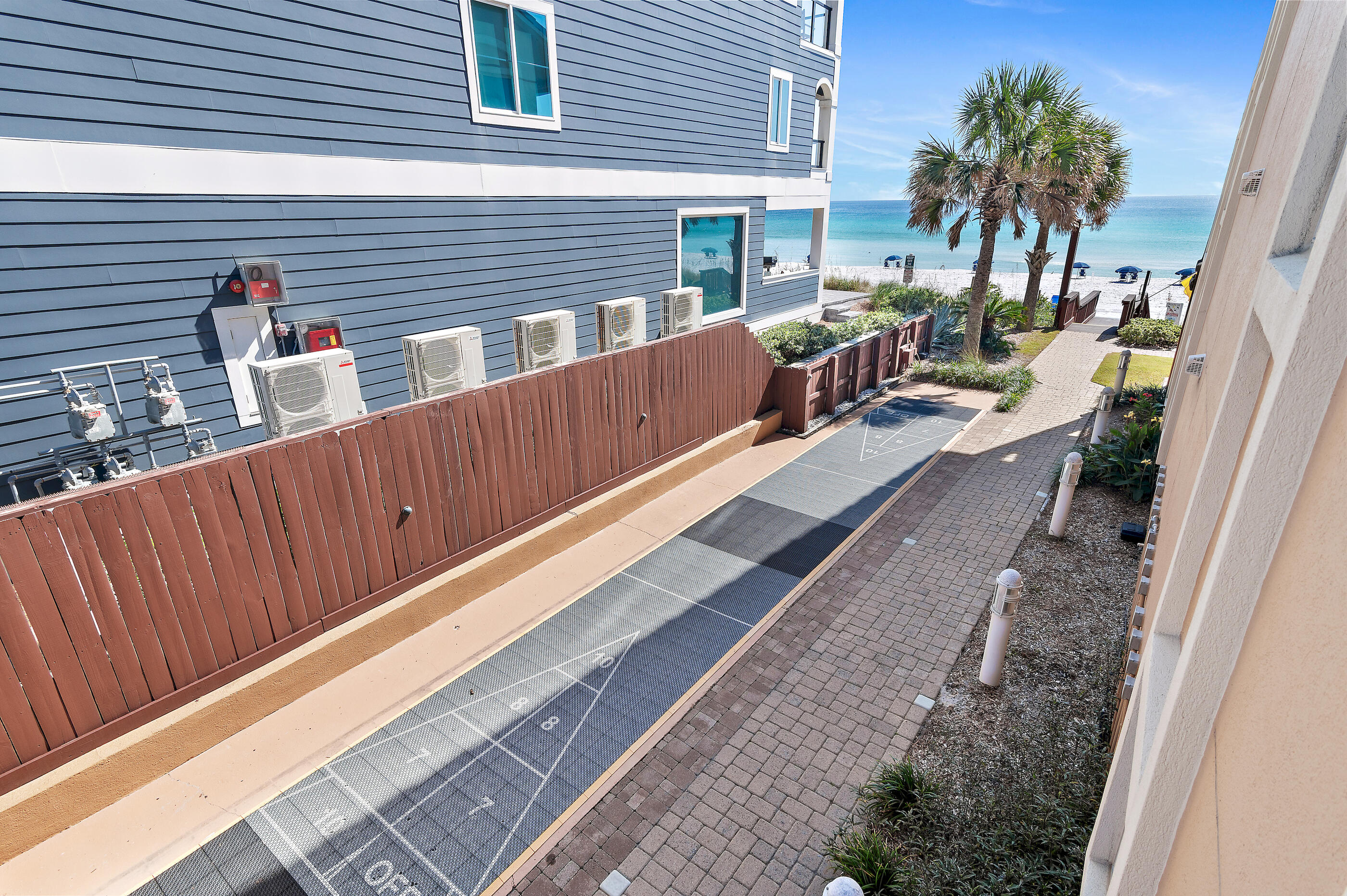 CORAL REEF CLUB PH 2 - Residential