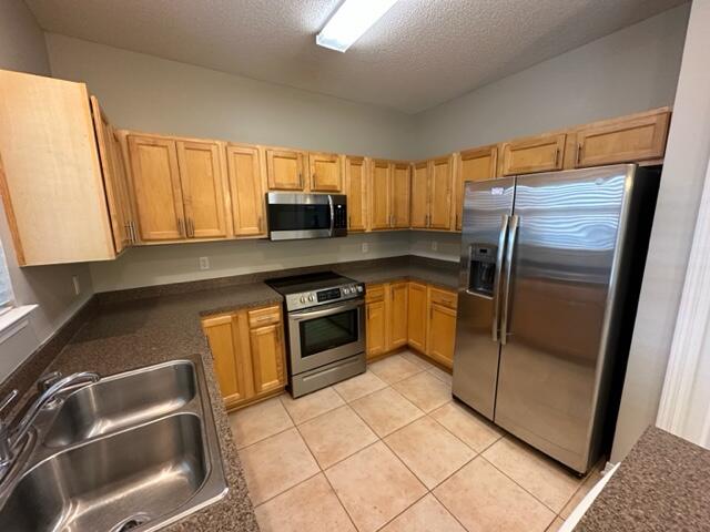 NORTH RIDGE CREEK S/D - Residential Lease
