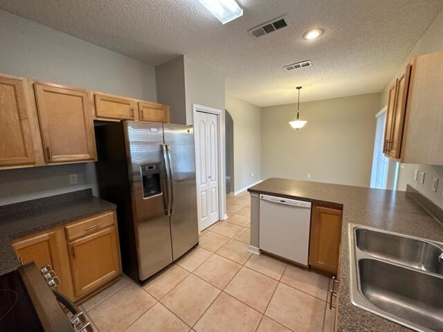 NORTH RIDGE CREEK S/D - Residential Lease