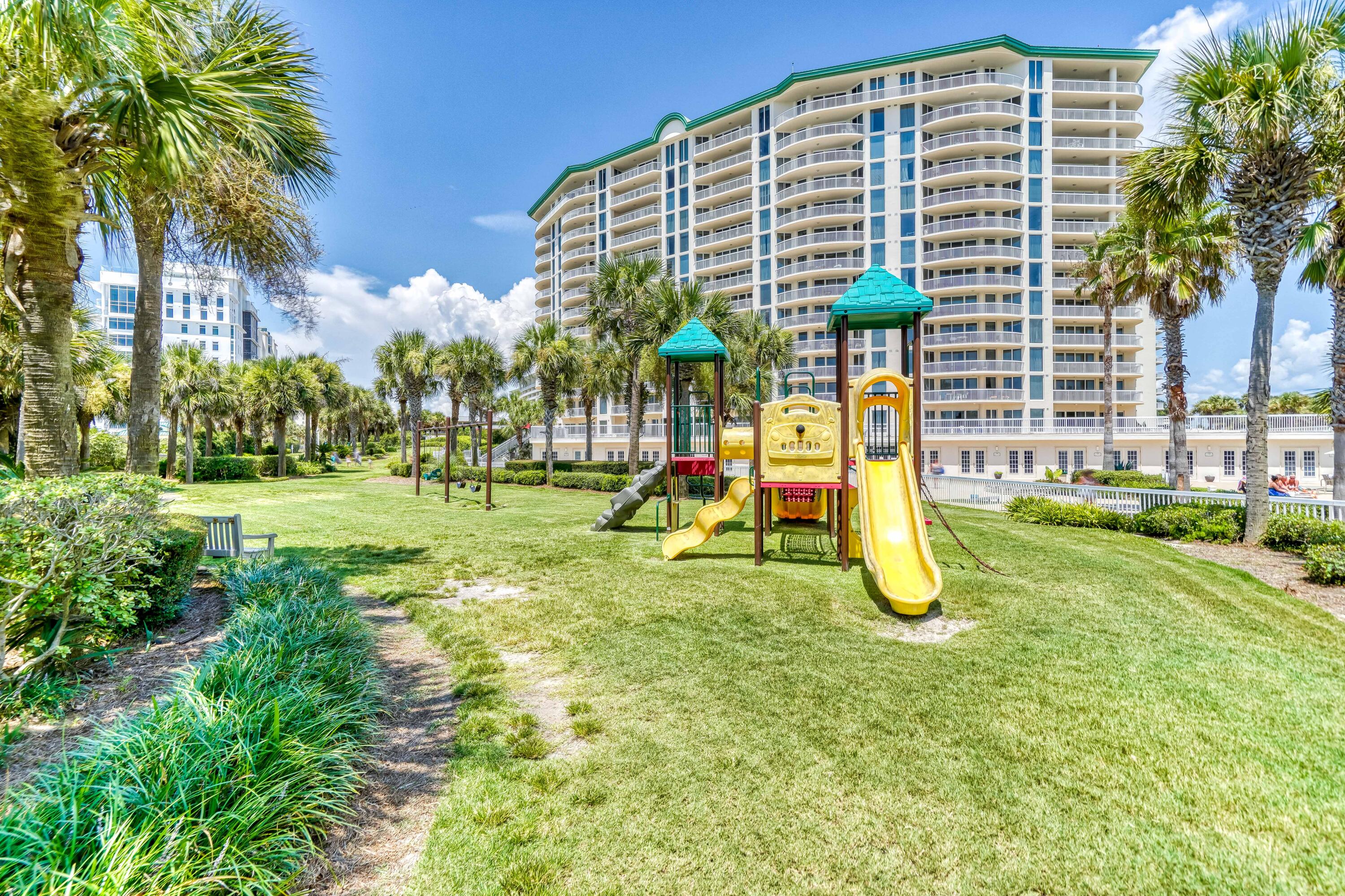 ST. LUCIA AT SILVER SHELLS - Residential