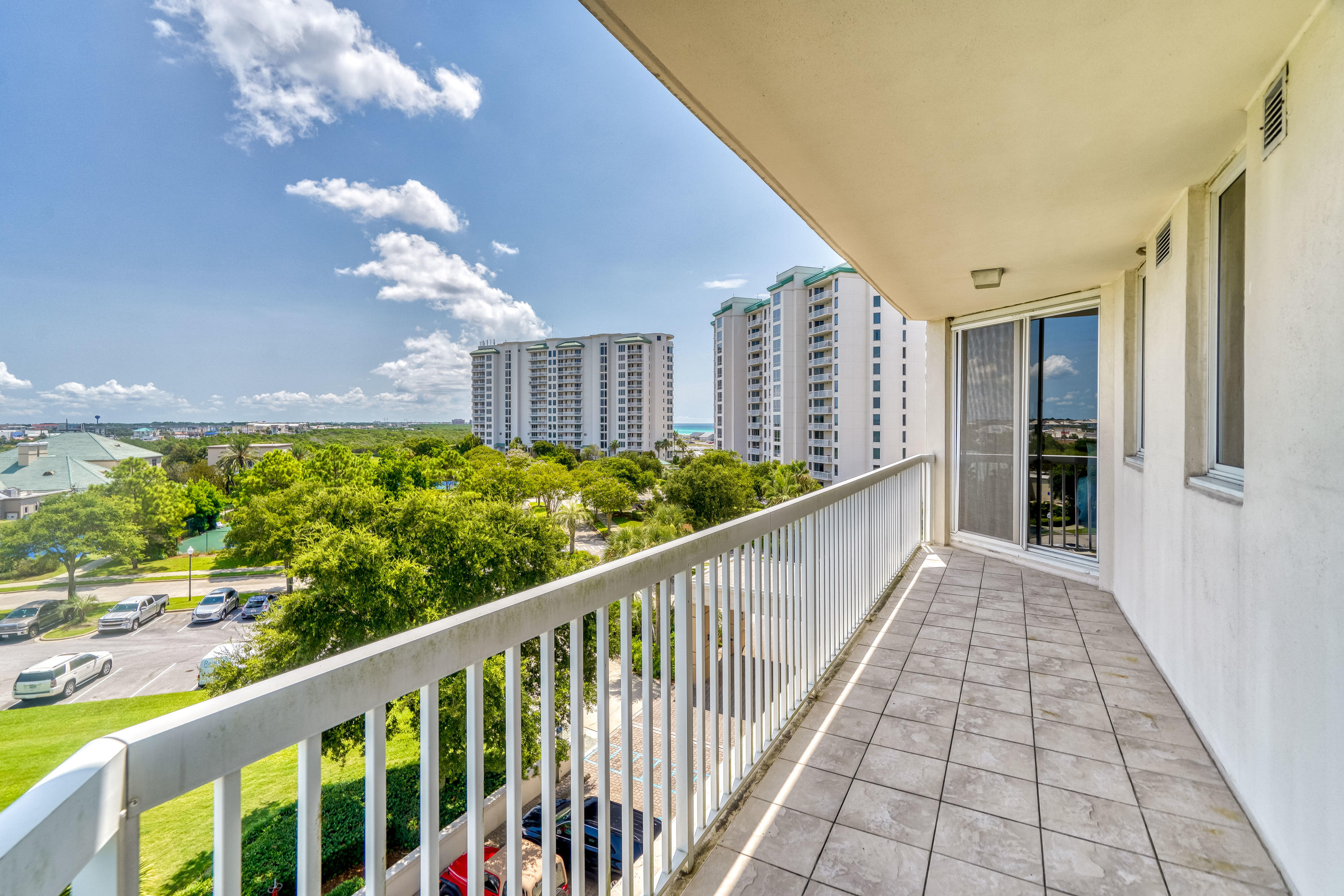 ST. LUCIA AT SILVER SHELLS - Residential