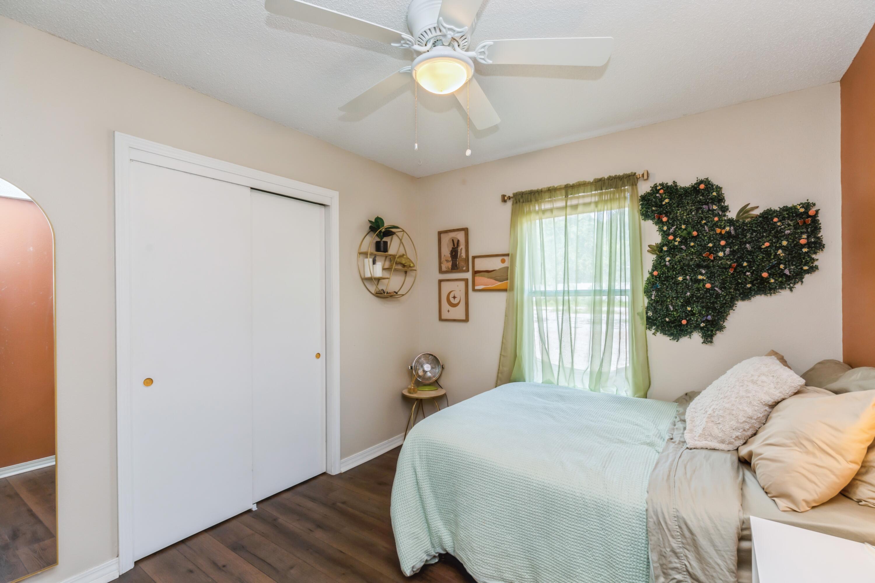 VALPARAISO PINECREST 2 - Residential