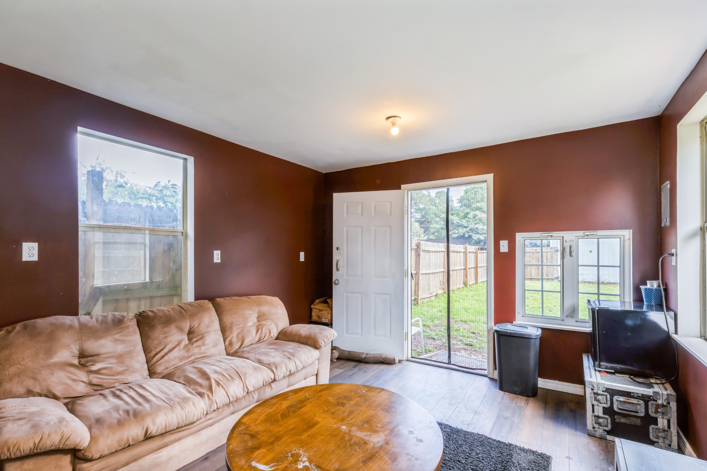 VALPARAISO PINECREST 2 - Residential