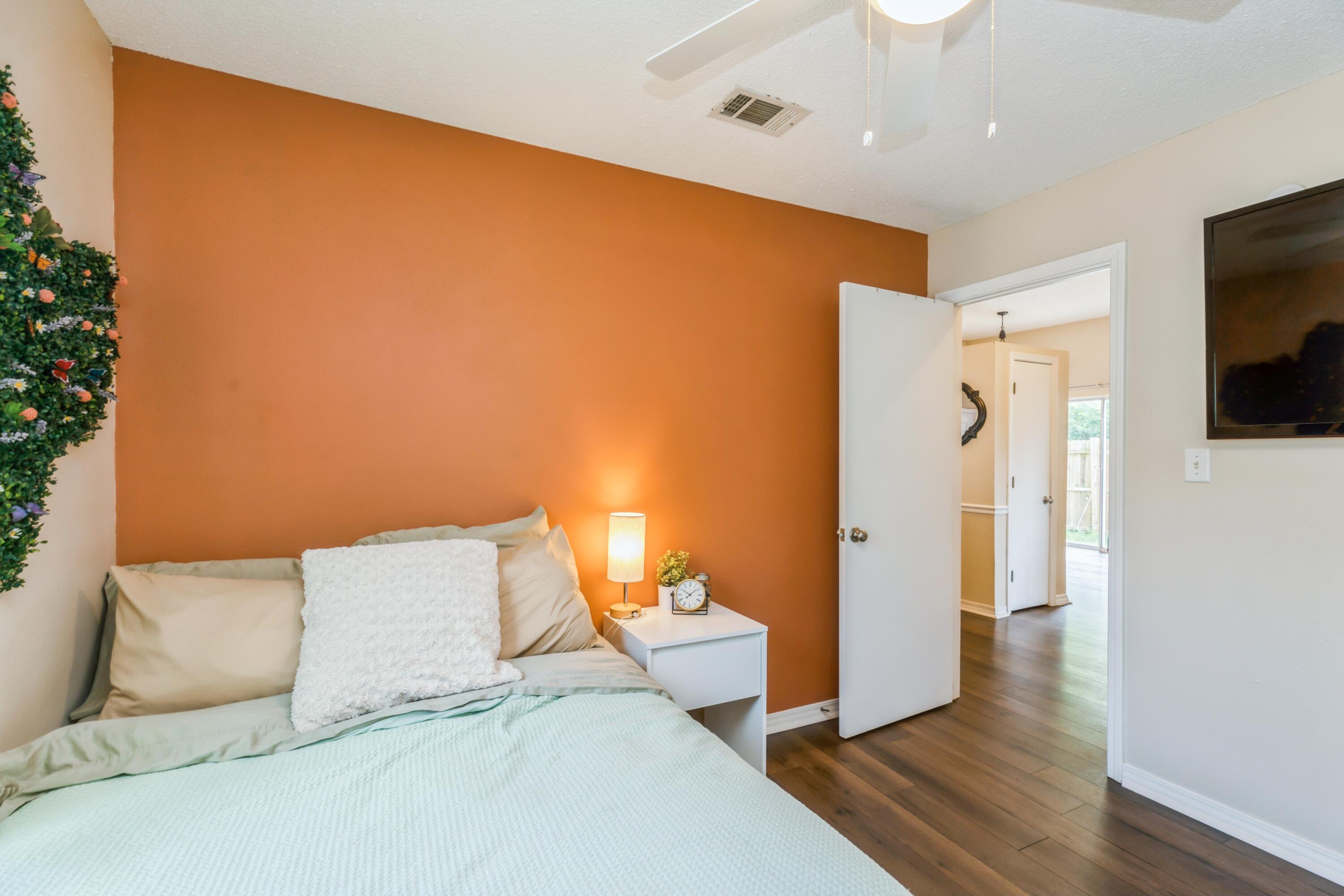 VALPARAISO PINECREST 2 - Residential