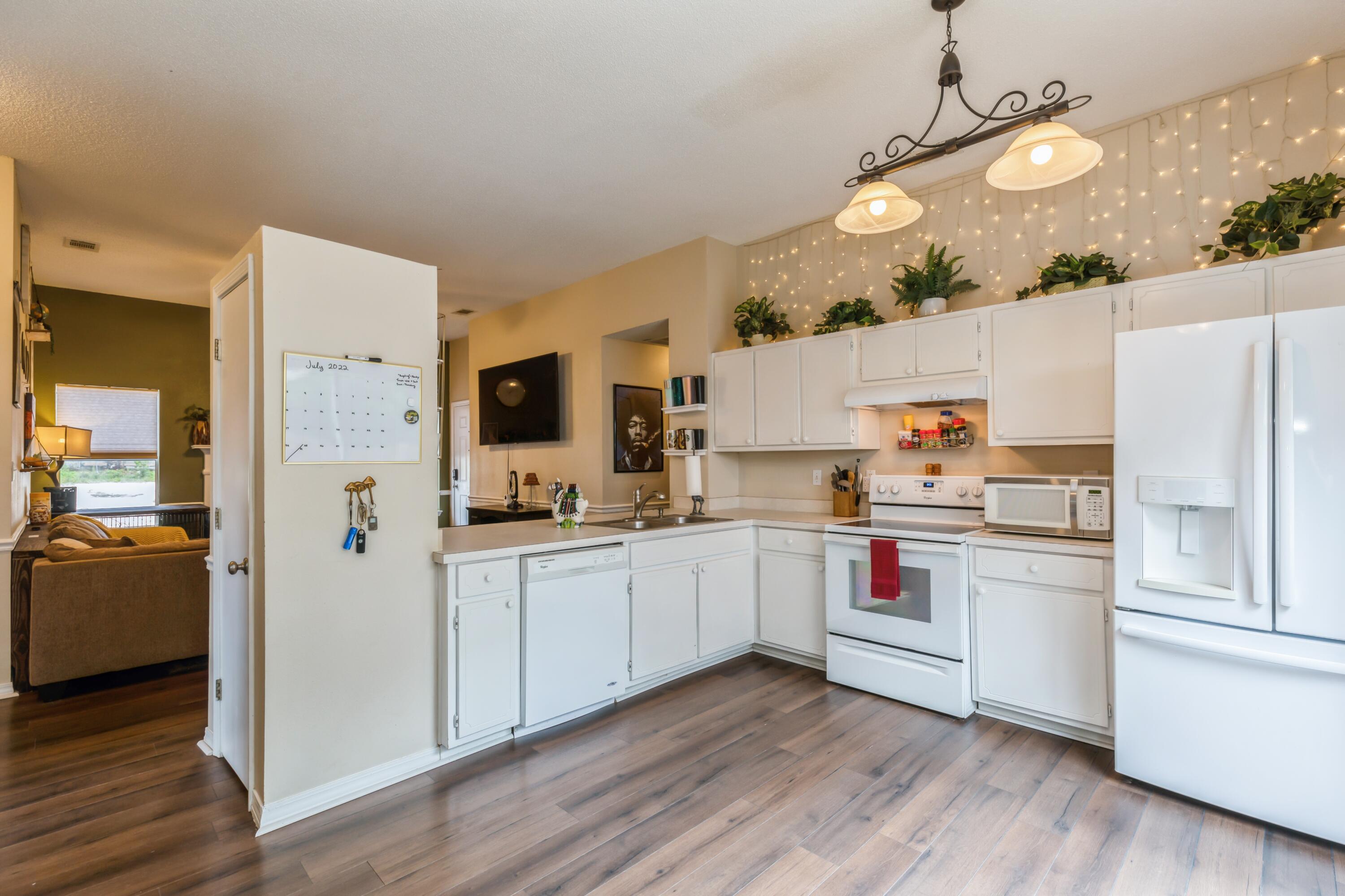 VALPARAISO PINECREST 2 - Residential