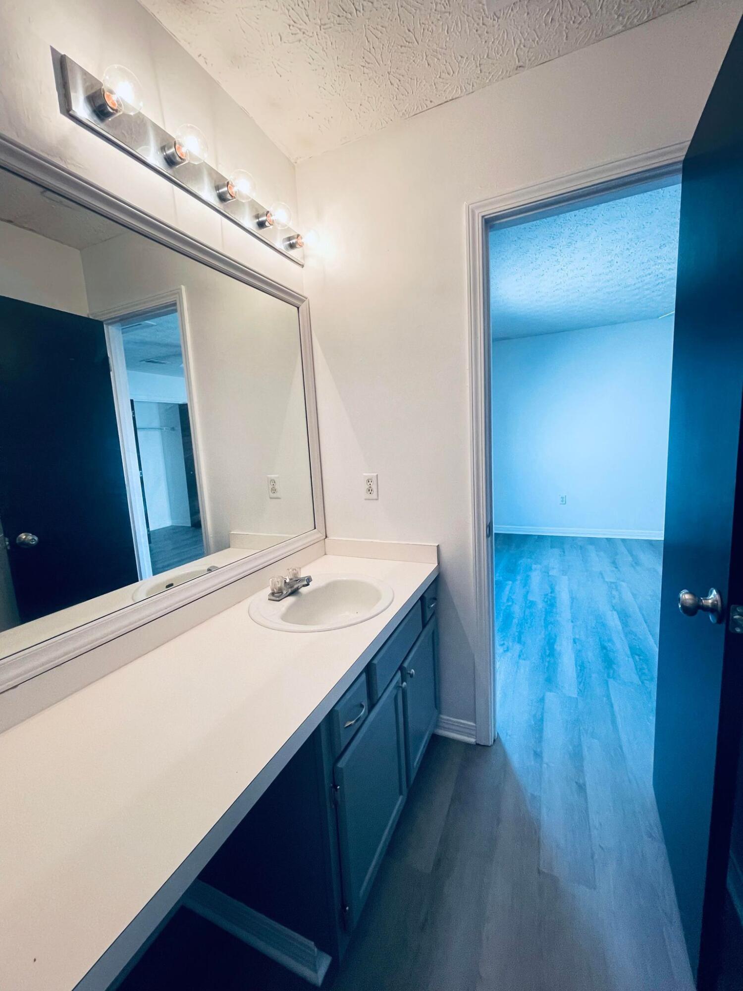 FOREST OAKS PH 3 - Residential Lease