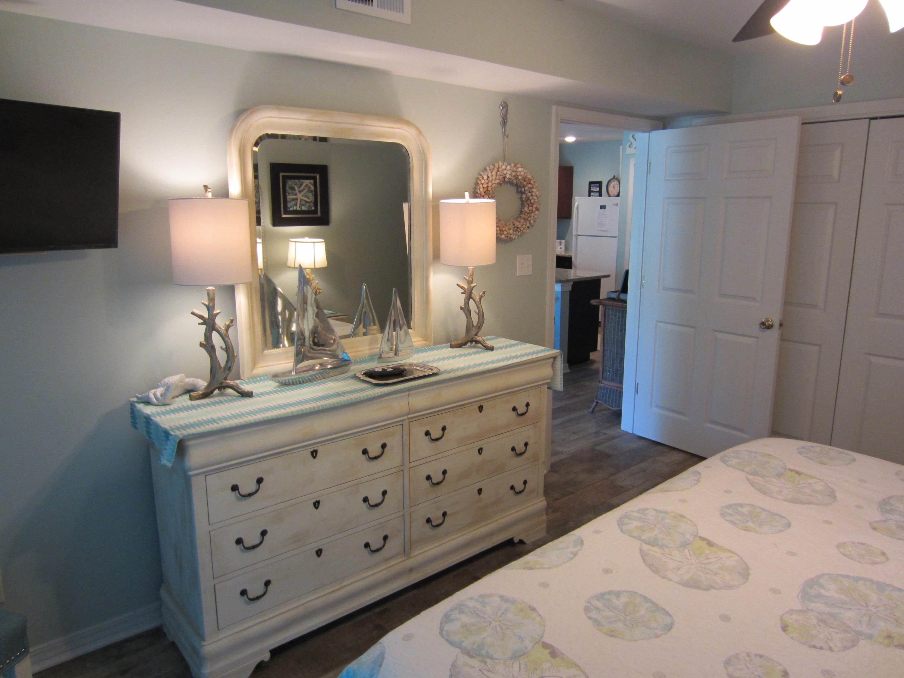 MARAVILLA CONDO 1 - Residential