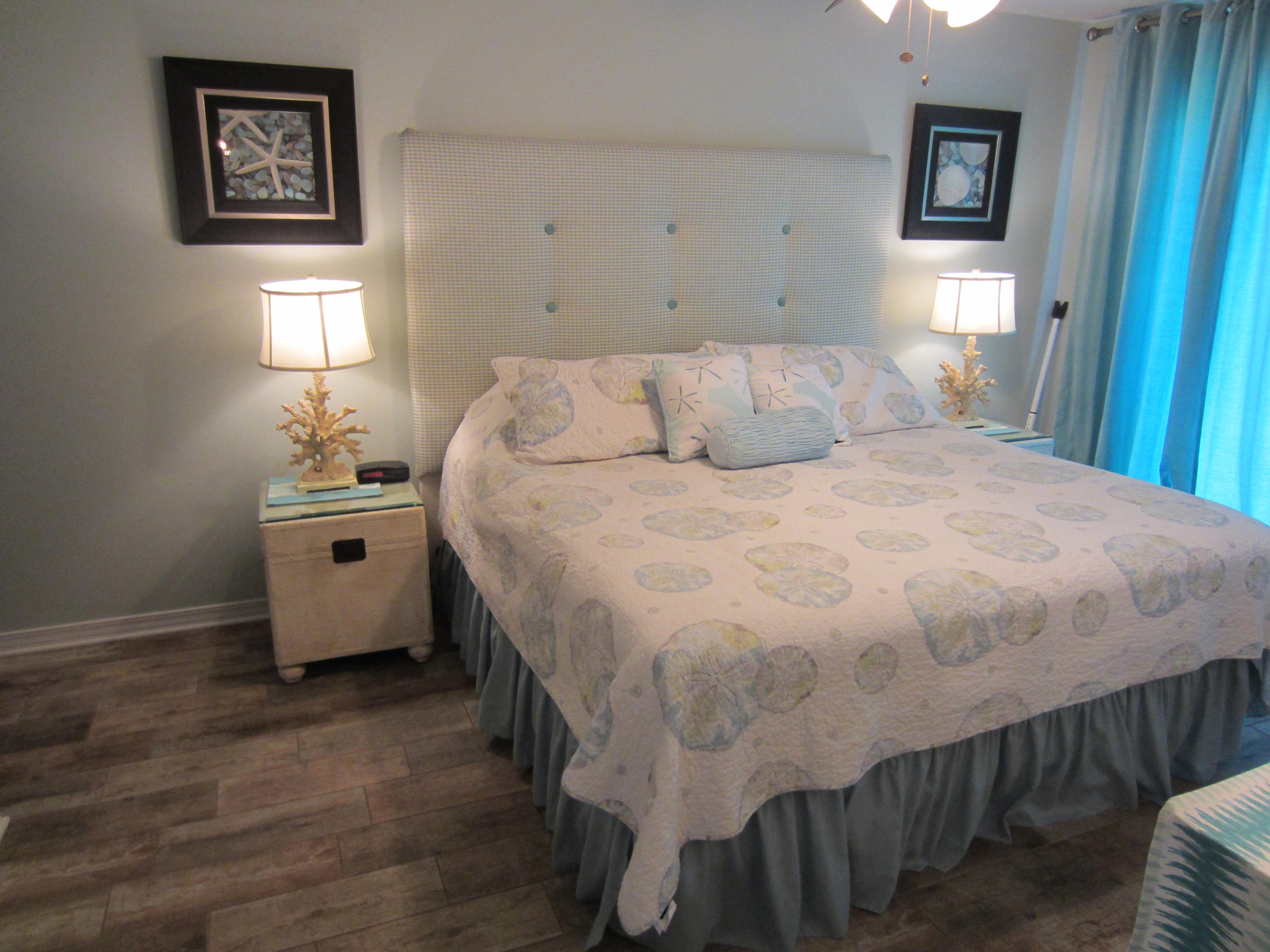 MARAVILLA CONDO 1 - Residential