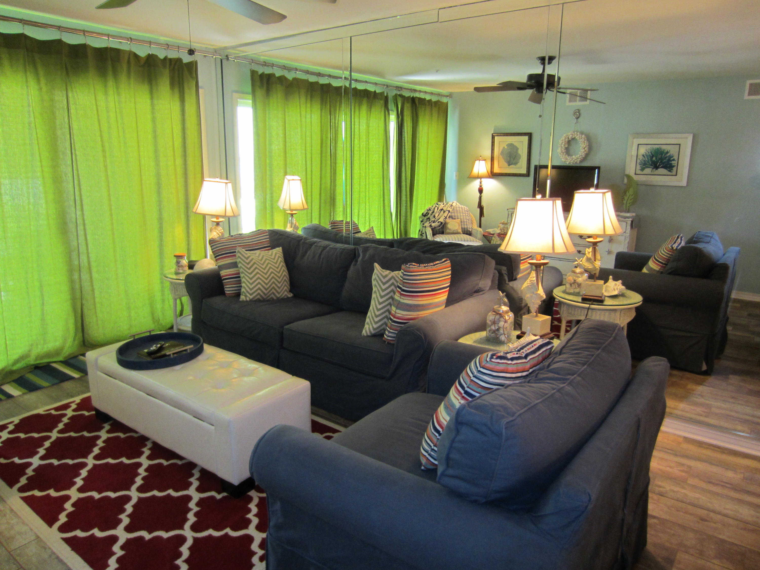 MARAVILLA CONDO 1 - Residential